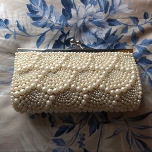 Pearl Special Occassion Clutch